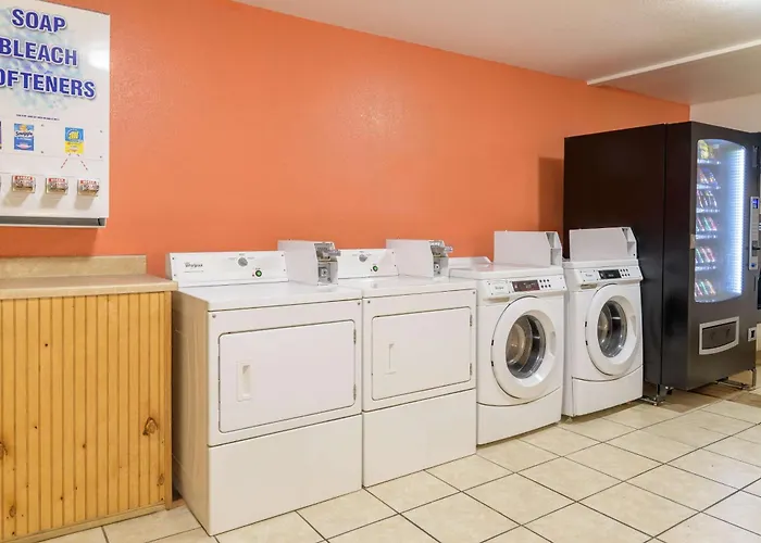 Motel 6-Sedalia, Mo
